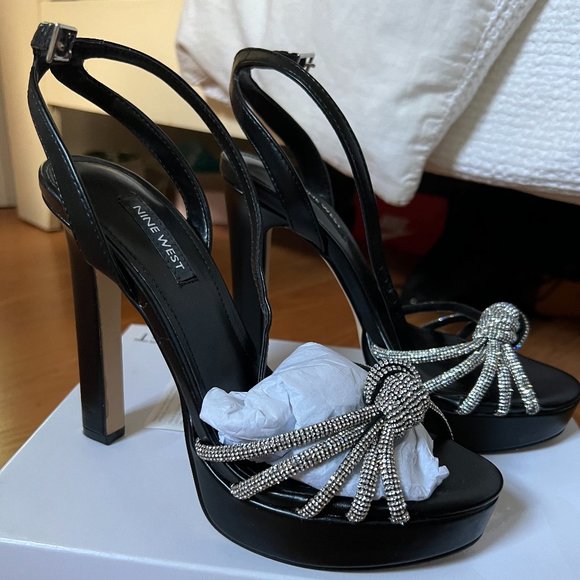 NINE WEST Platform Black & Silver Heels - Picture 3 of 5